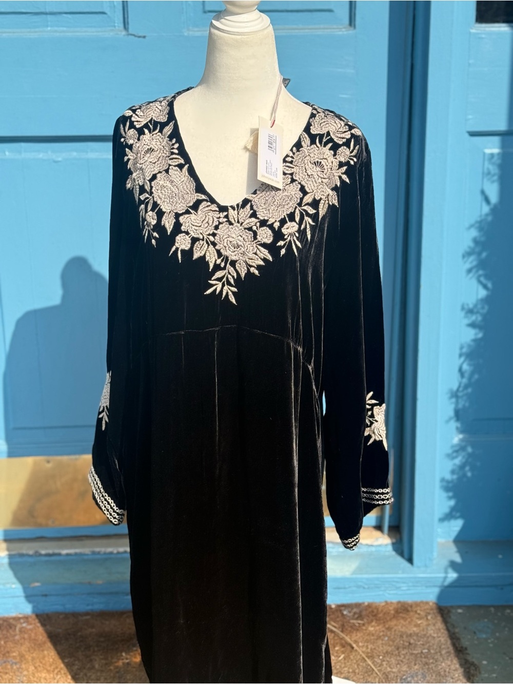 NWT Johnny Was Embroidered Black Velvet V-Neck Dress